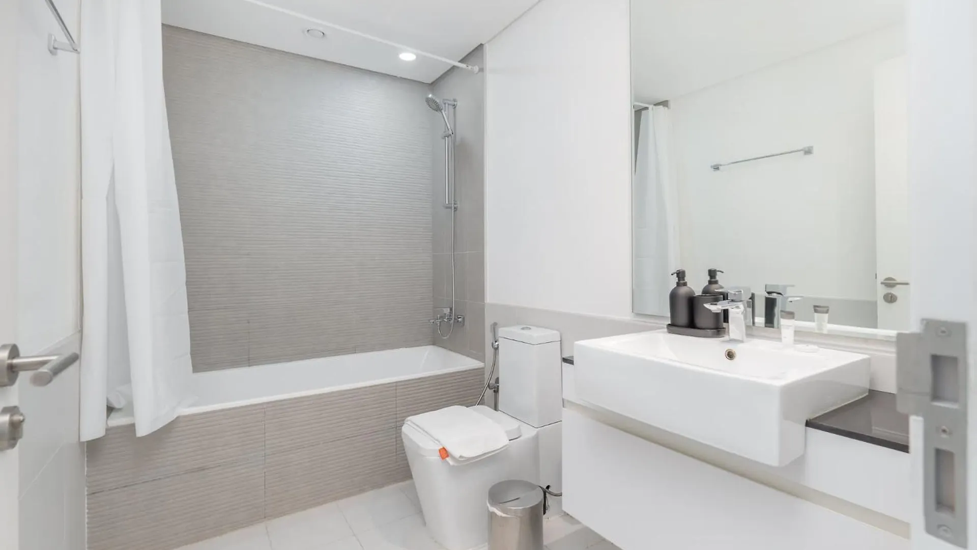 Cozy 1Br In The Pulse Residence Dubai South Apartmán